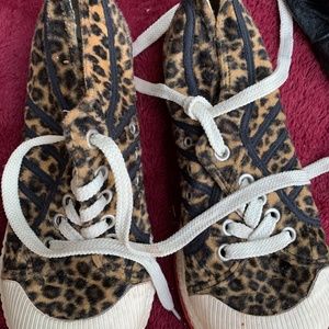 leopard sneakers